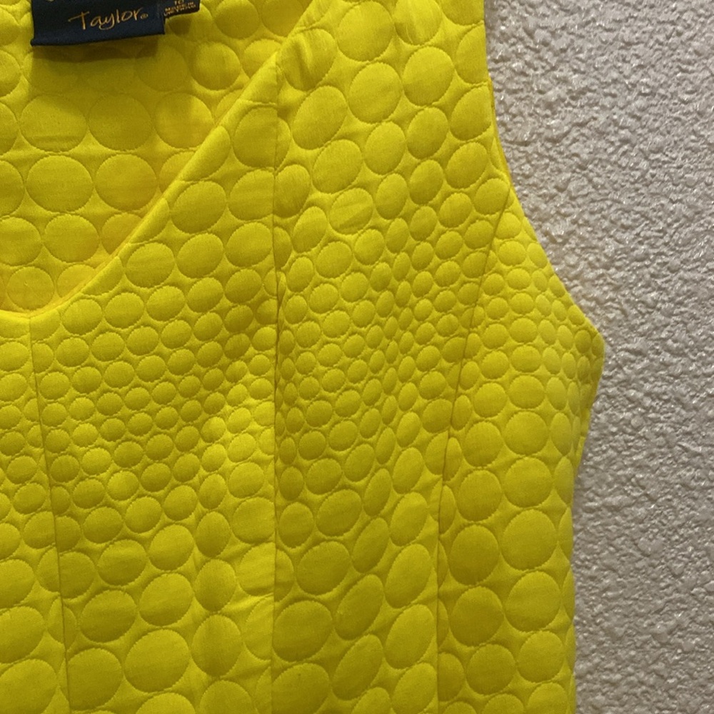 Just...Taylor Yellow Textured Fit-and-Flare Dress with Black Hem size 10 - Picture 3 of 7